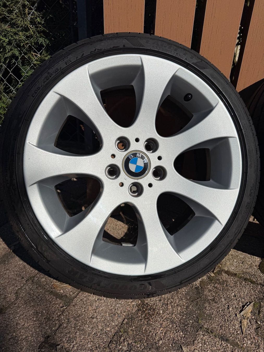 BMW Pneumatici & Ruote complete: BMW Styling 162 mit neuwertigen Goodyear Eagle F1 E90 – Usato da Plan-Les-Ouates venduto da Shocc 4