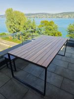 Gartentisch und Sitzbank