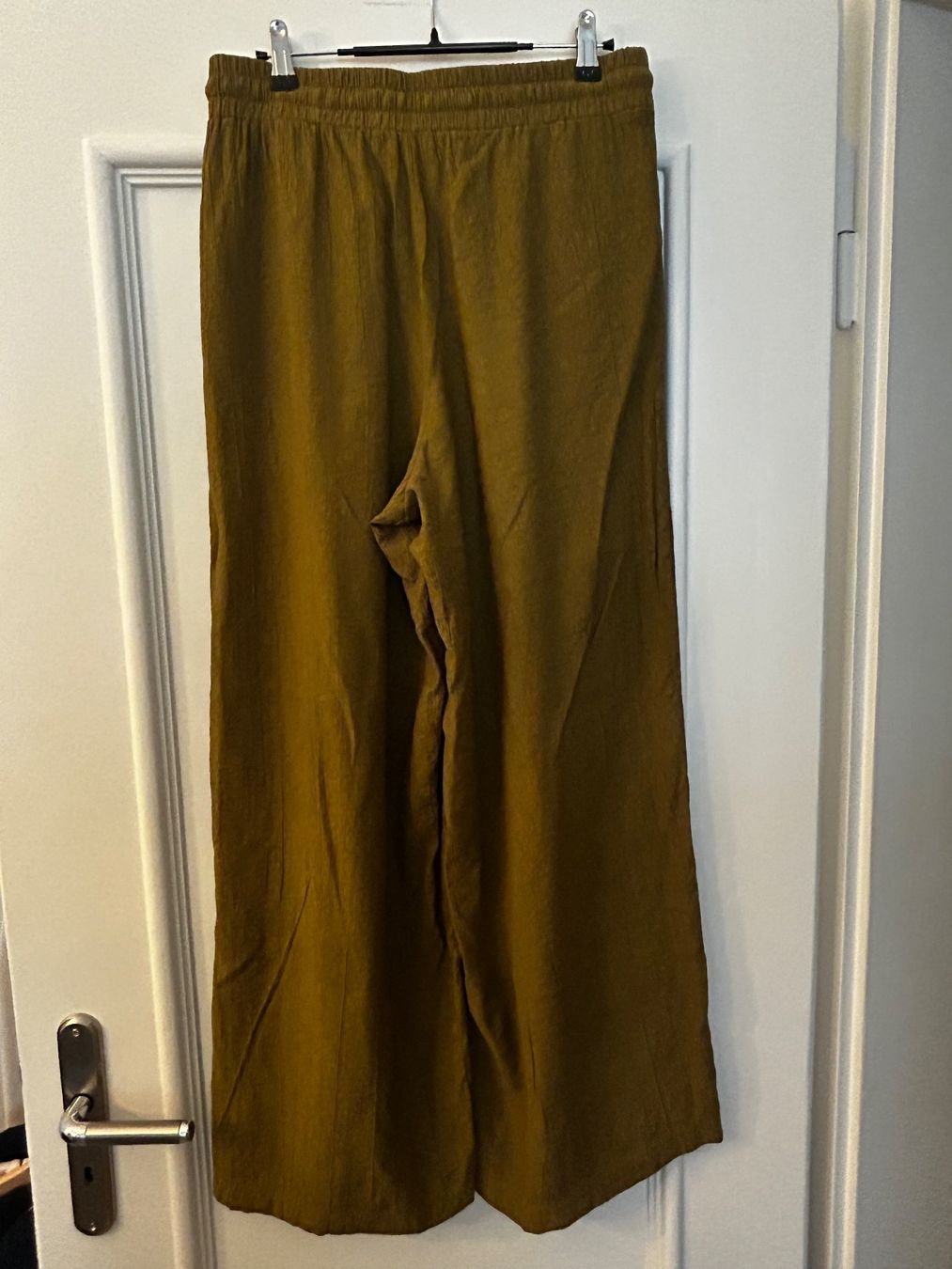 Tchibo Pantaloni: Tchibo Stoff-Hose: Gr. 40, khaki – Usato da Basel venduto da Interstellar85 1