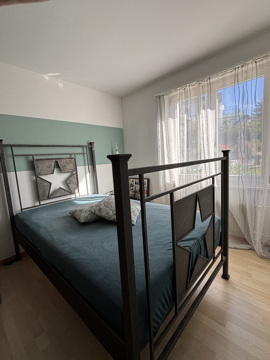 Letti: Metallbett mit Stern – Usato da Flurlingen venduto da gamesandmore