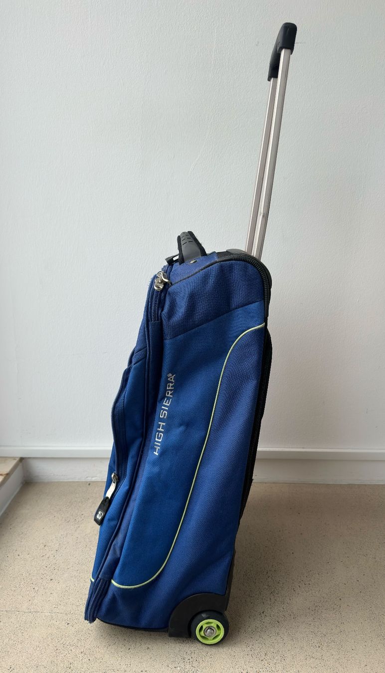 Valigie: High Sierra Rollkoffer – Usato da Zürich venduto da Knob