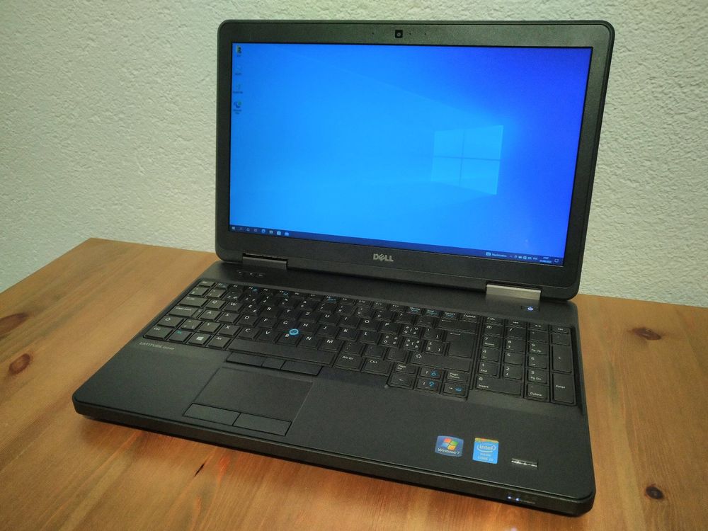 Dell Latitude E5540 15.6" + Docking Station / PSU Kaufen auf Ricardo