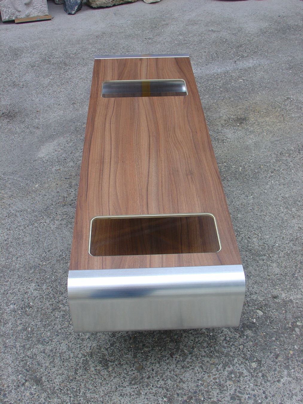 Tavoli: Loungetisch Spacecenter Sideboard – Nuovo (secondo la descrizione) da Läufelfingen venduto da b-form 4