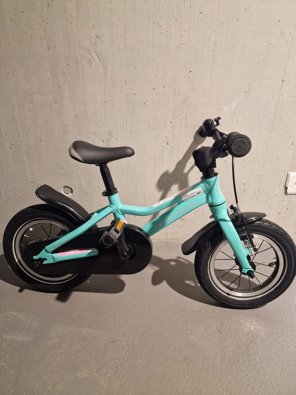 Velos: Kindervelo Mustang perl 12" – Neu (gemäss Beschreibung) aus Schliern b. Köniz von Jemy94