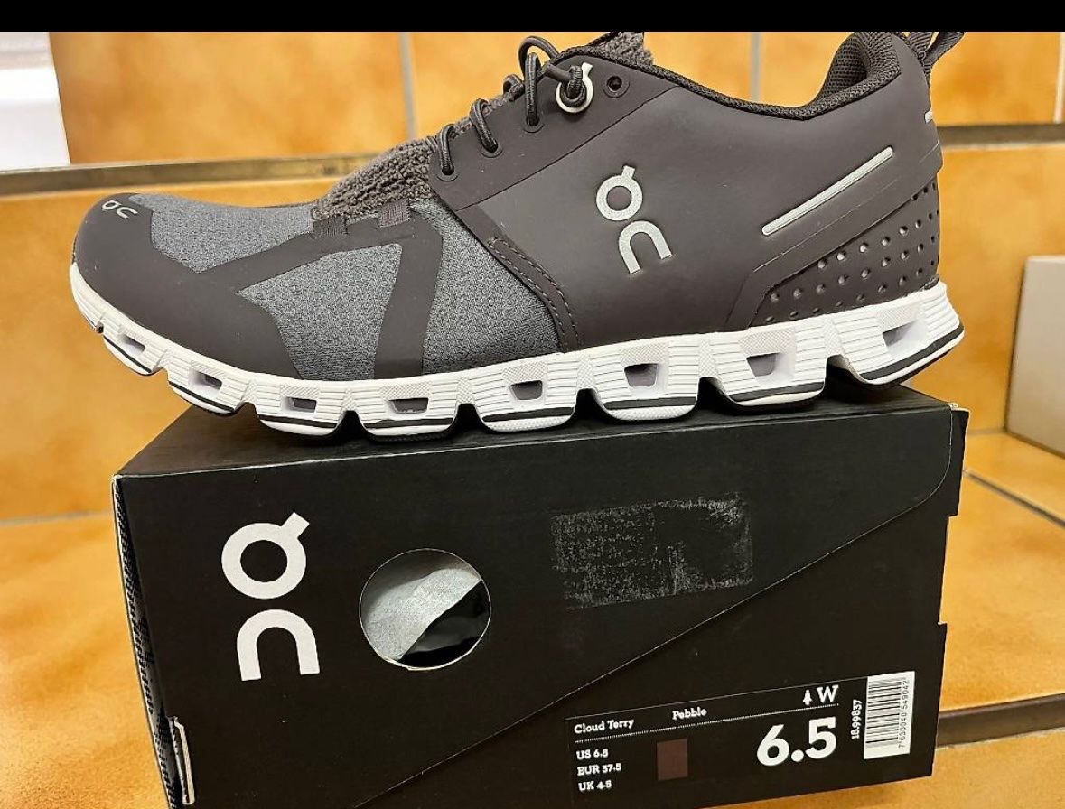 On Scarpe da donna: Scarpe on nuove – Nuovo e nell'imballaggio originale da Davesco soragno venduto da Gaby230