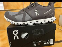 Scarpe on nuove