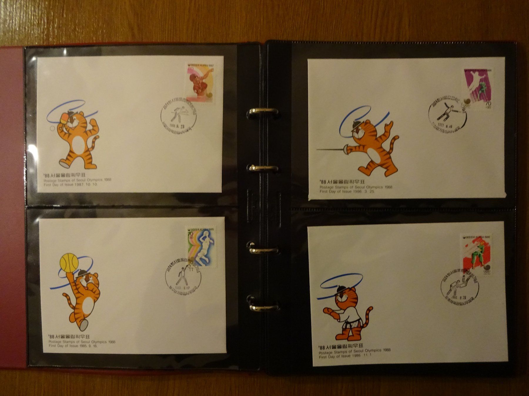 Tutti i francobolli: Ordner Olympiade Soul 1988. FDCs. Autogrammkarten. – Usato da Goldach venduto da armando_r 4
