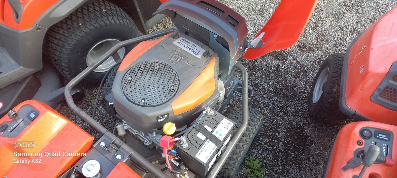 Husqvarna Tagliaerba: Rasenmäher, Rasentraktor, Mulcher, – Nuovo (secondo la descrizione) da Buch b. Frauenfeld venduto da Girsberg 3