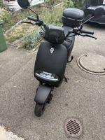 Elektroroller MK schwarz 225 km gefahren