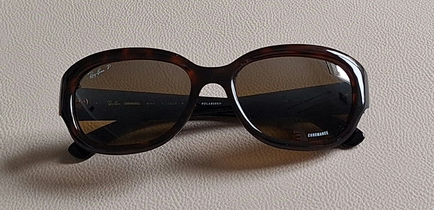 Ray-Ban Occhiali & Lenti: Ray-Ban Sonnenbrille Damen Model code RB4282CH 6281A2 55-18 – Usato da St.Gallen venduto da Puppa 1
