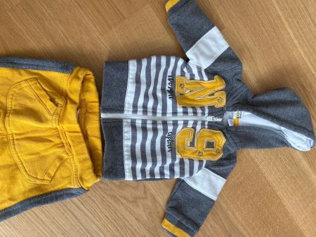Trainer Hose und Cardigan Gr. 62