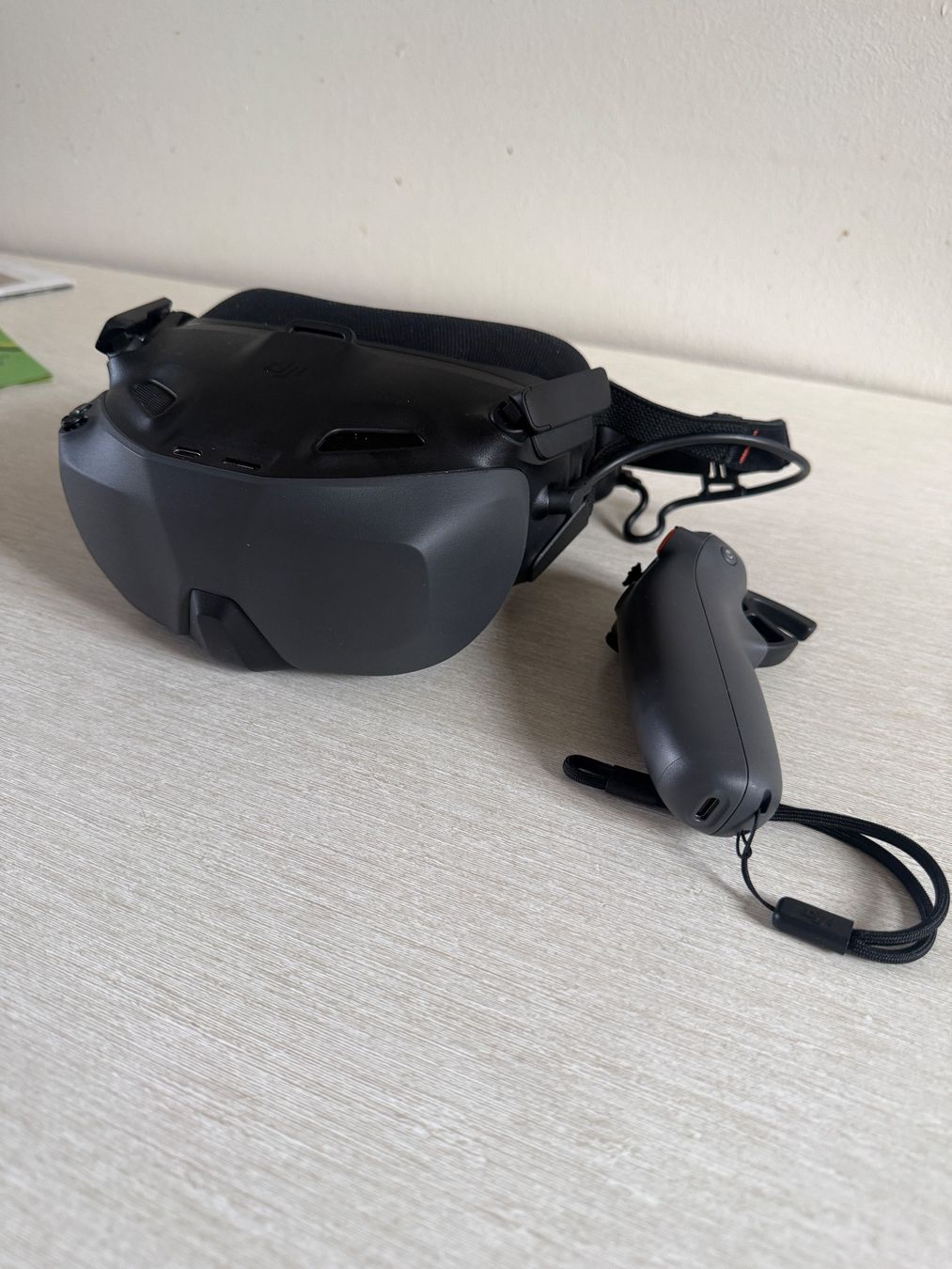 DJI RC Modellbau: DJI Goggles N3 & RC Motion 3 – Gebraucht aus Basel von Jeusburger