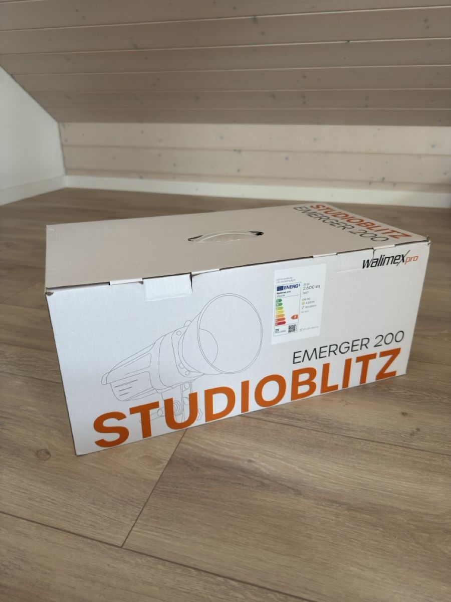 Walimex Blitze: Walimex pro Studioblitz Emerger 200 – Neu (gemäss Beschreibung) aus Sarmenstorf von Nathaliie_21