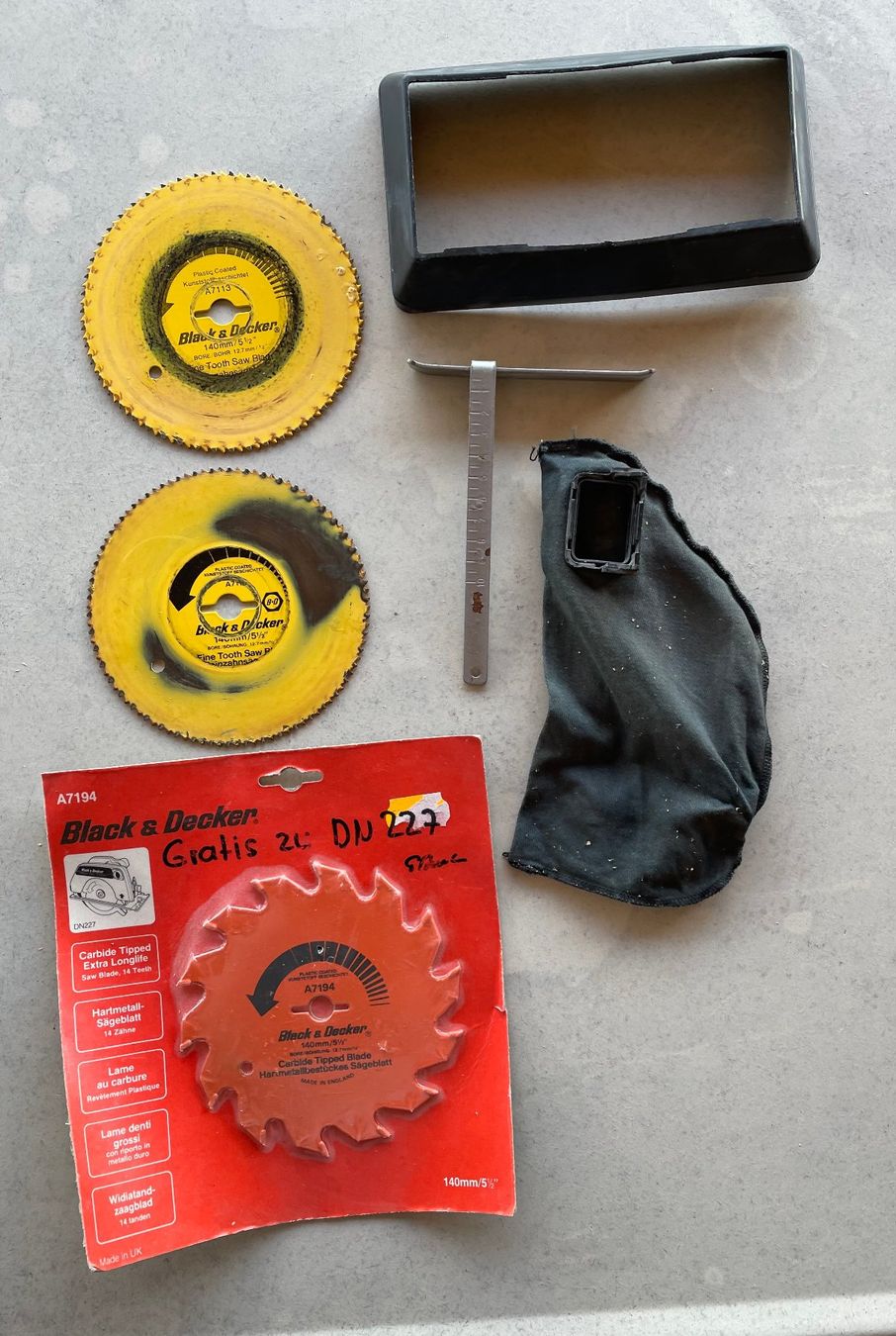 Seghe: Black&Decker DN227 Handkreissäge 550W – Usato da Hettiswil venduto da wer_9kcr 4