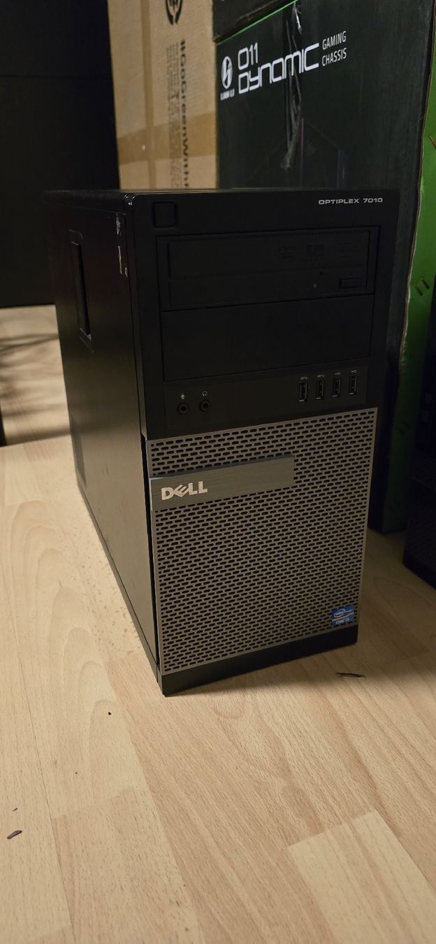 Dell PCs: Dell Optiplex 7010 – Gebraucht aus La Tour-de-Peilz von Chevagara
