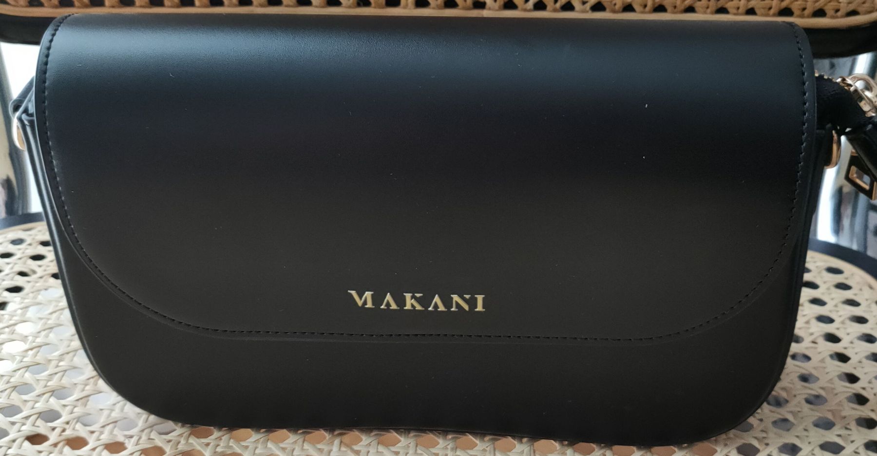 Borse da donna: NEU Makani Tasche schwarz Leder – Nuovo (secondo la descrizione) da Oberrohrdorf venduto da Karin84