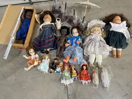 Lot: 16 Puppen, div. Grössen, teilw. Porzellankopf. En block