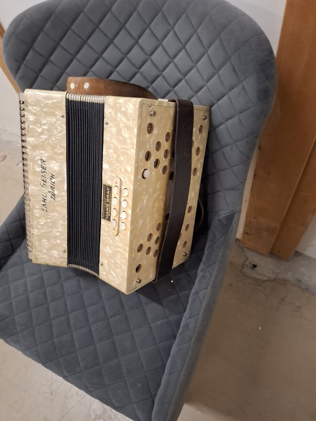 Musikinstrumente: nussbaumer orgeli – Gebraucht aus Villeneuve von BibiVintage 5