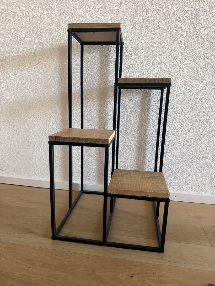 Sonstige Dekorationen & Accessoires: Pflanzentreppe – Gebraucht aus Winterthur von kat_mb7s