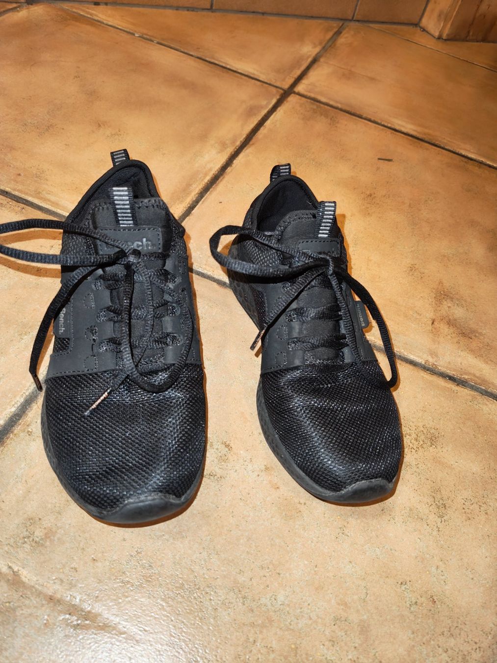 Bench Scarpe da donna: Sneaker Bench EU Grösse 38 – Usato da Silvaplana venduto da Lolli124