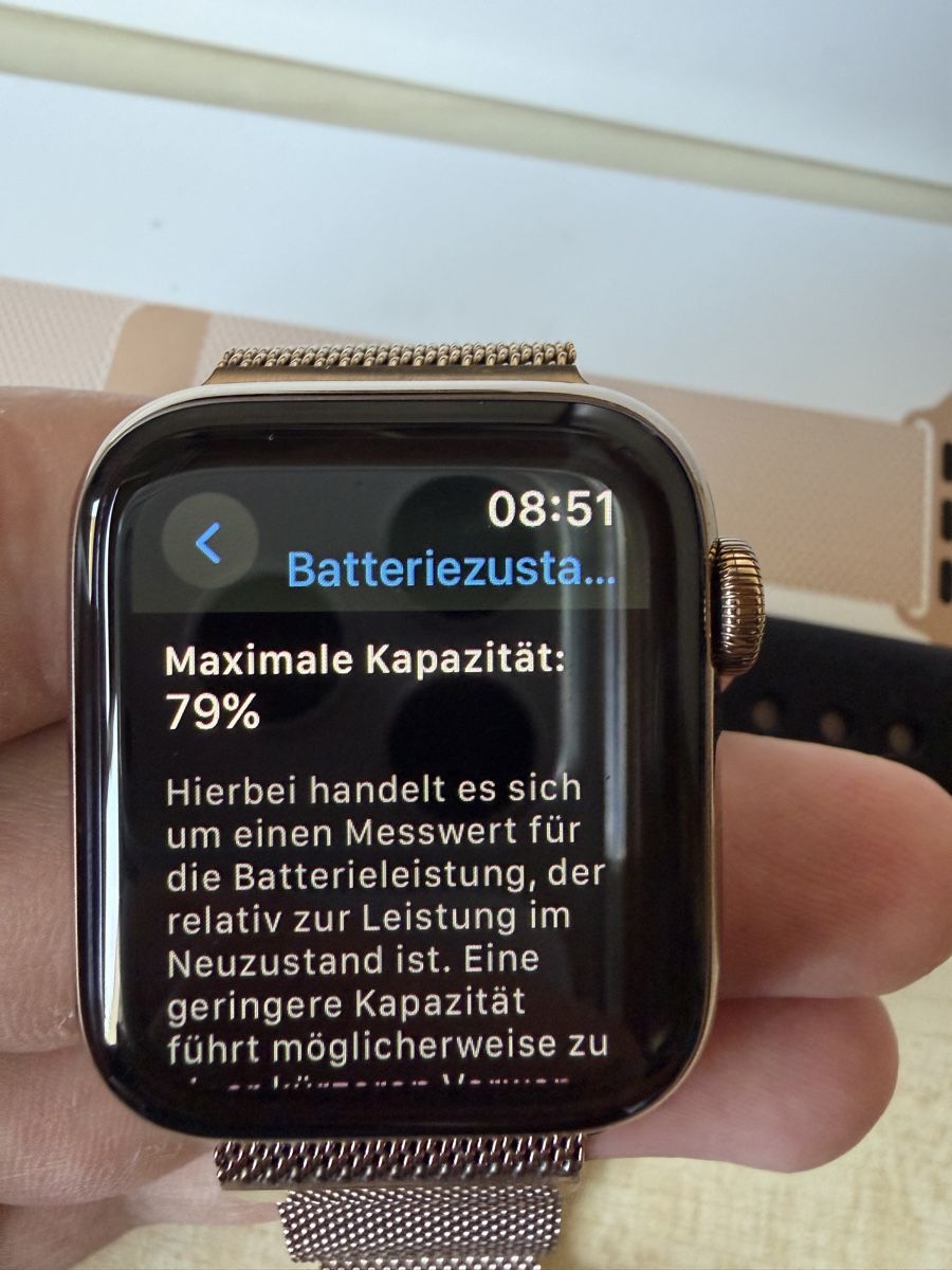 Apple Smartwatch: Apple Watch 40mm Edelstahl – Usato da Auw venduto da 02_tommy_02 4