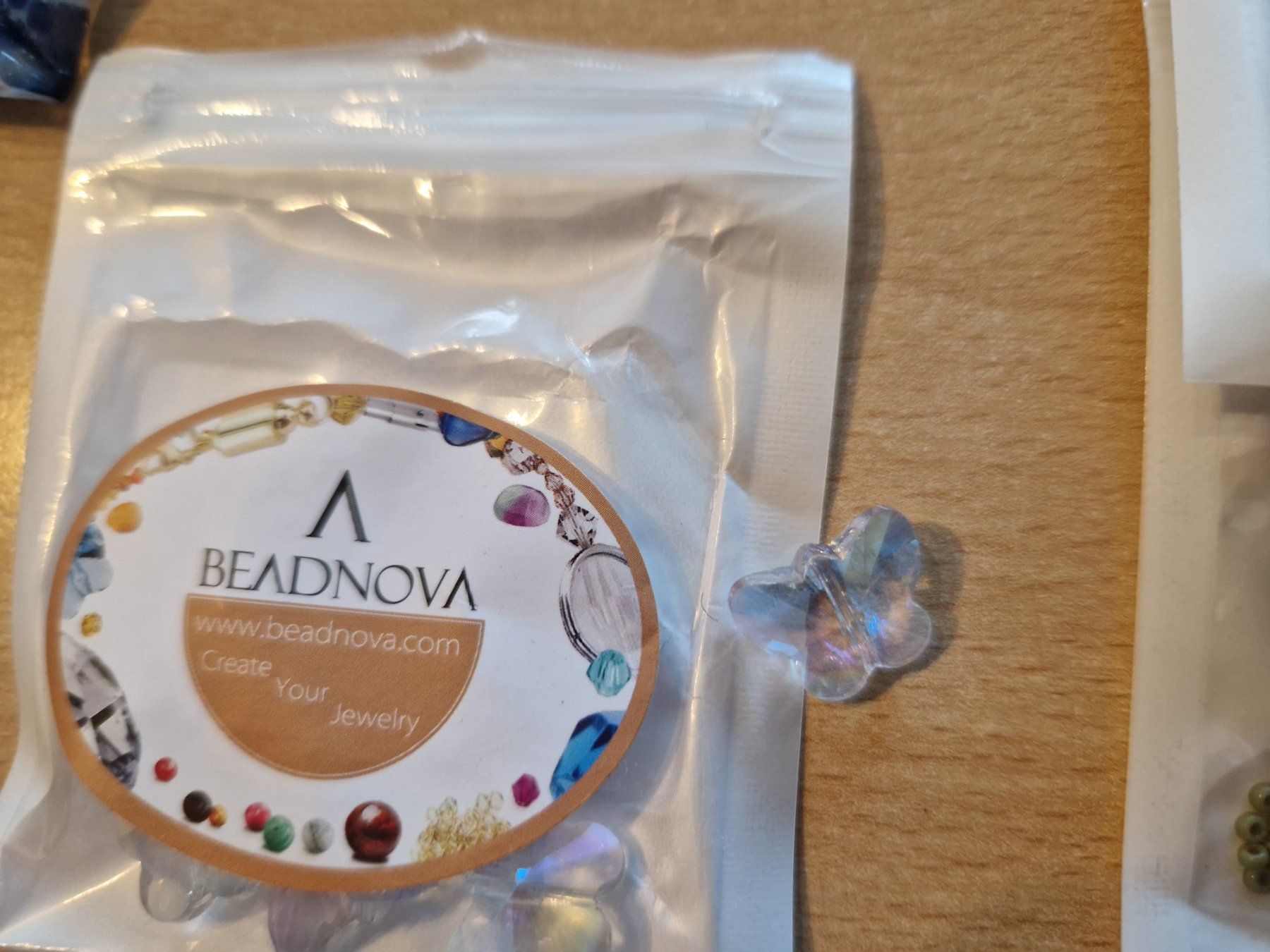 Perle (finte): Perlensammlung – Usato da Delémont venduto da Tinkpink 7