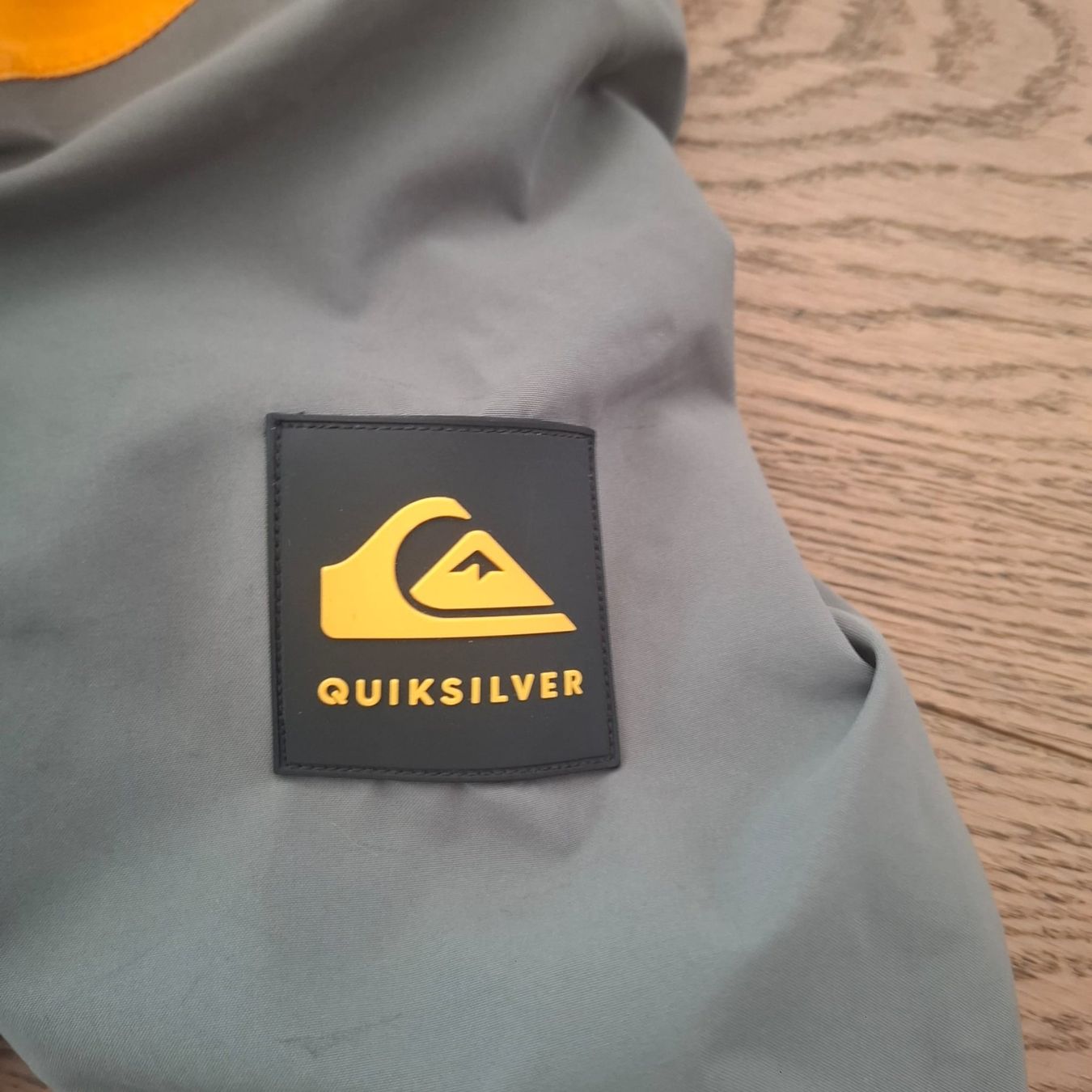 Lotti di vestiti: Pantalon et veste de ski – Usato da Bulle venduto da ghonore 4