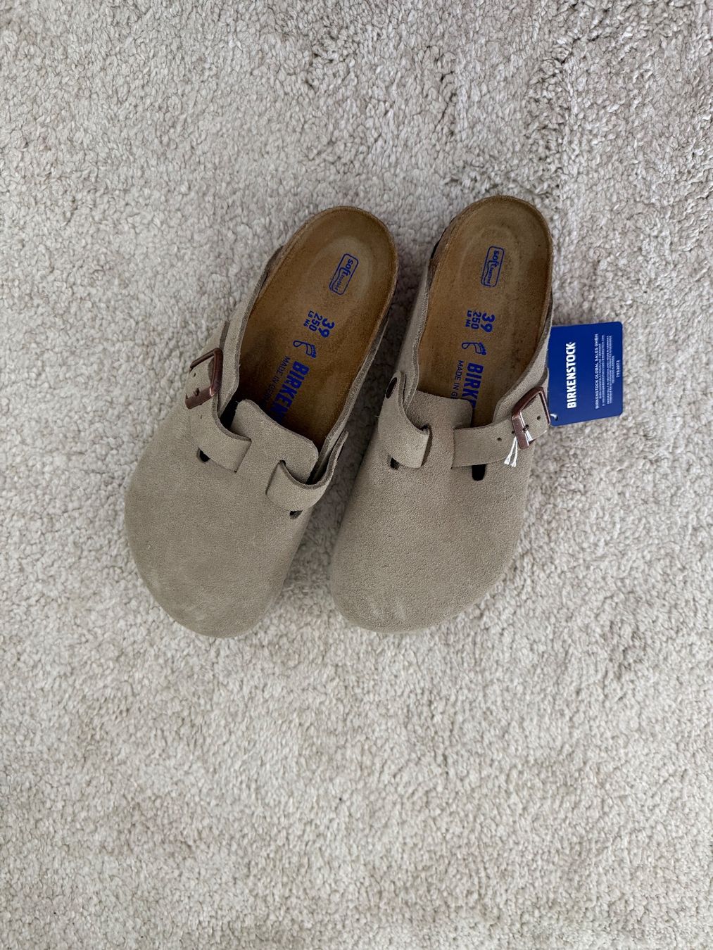 Birkenstock Scarpe da donna: NEUE Birkenstock Boston Clogs, Gr. 39, beige – Nuovo e nell'imballaggio originale da Steinmaur venduto da kub_2blv