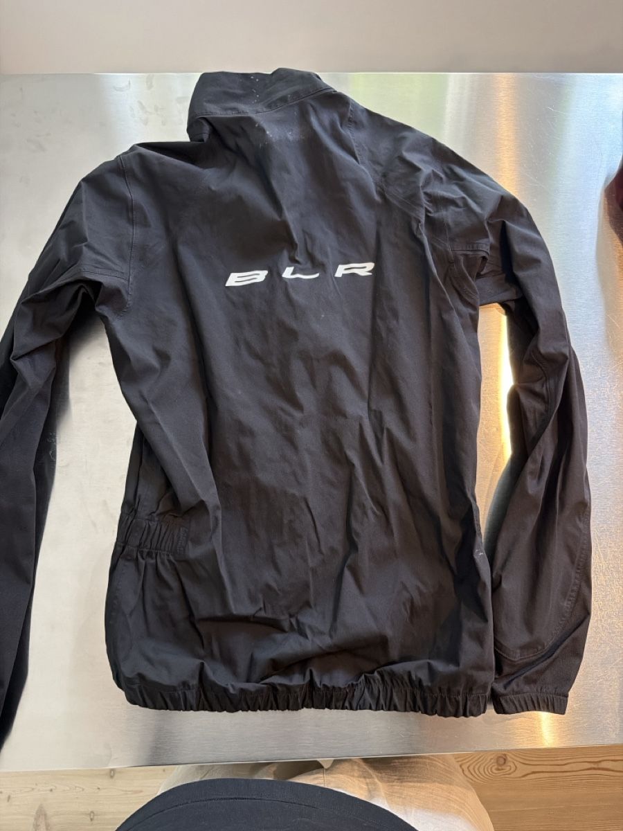 Giacche: SYN DEFENDER STAY DRY RAIN JACKET BLACK L(245) – Usato da Zürich venduto da pfe_k8sw 1