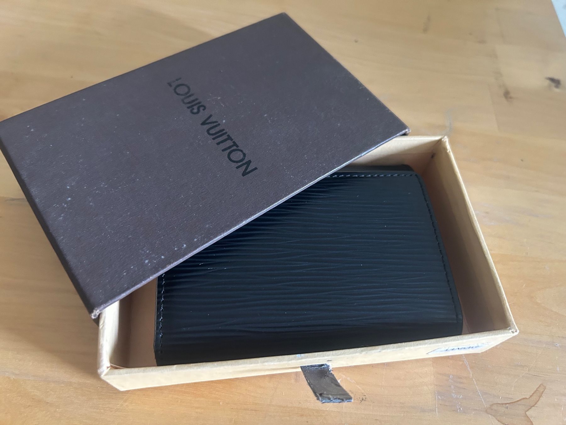 Louis Vuitton Brieftaschen: Portefeuille Louis Vuitton – Neu und originalverpackt aus La Neuveville von Santiago04 1