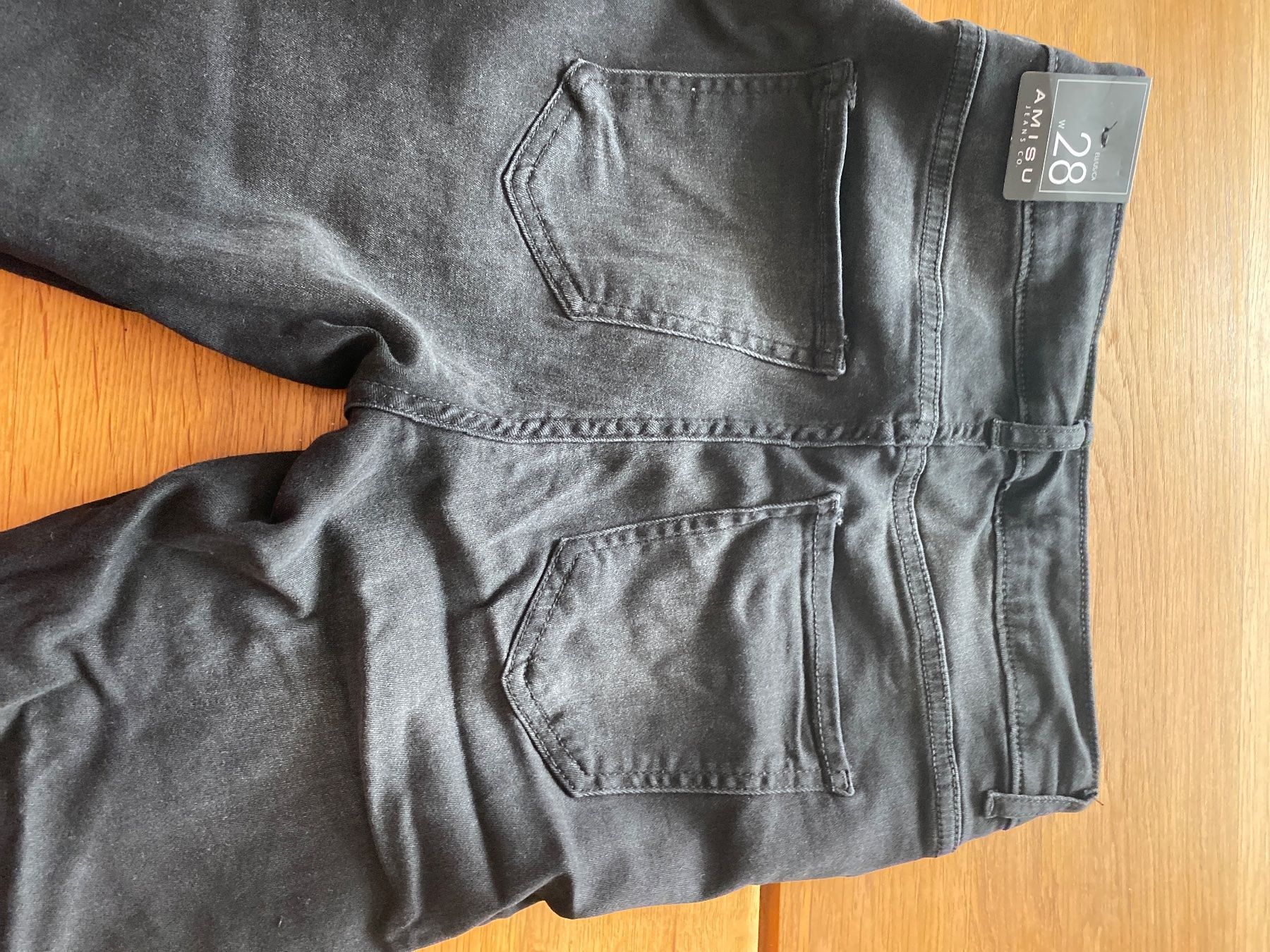 Jeans: Jeans NEU gr28 – Gebraucht aus Selzach von 02nunafizz 2