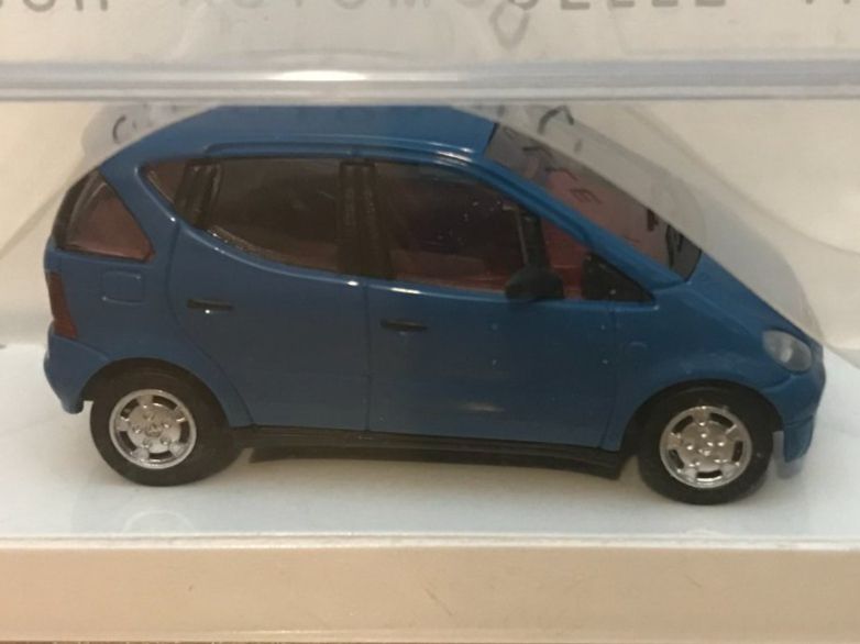 Busch Modellini d'auto: Busch Mercedes A-Klasse – Usato da Luzern venduto da mey_s13