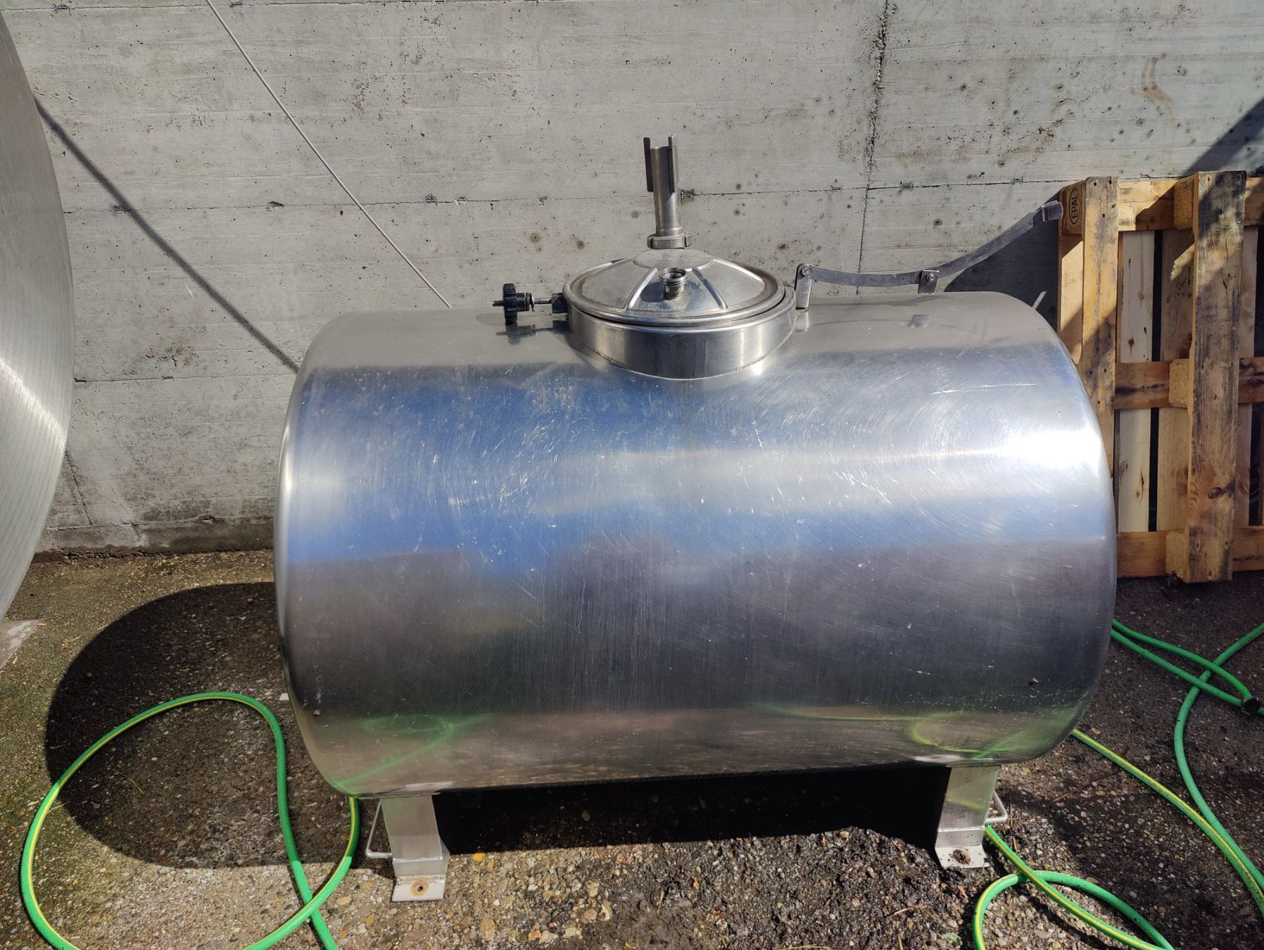 Tecnica di mungitura: Tank aus Edelstahl Ca1200l – Usato da Istighofen venduto da Nicolepeter70 2