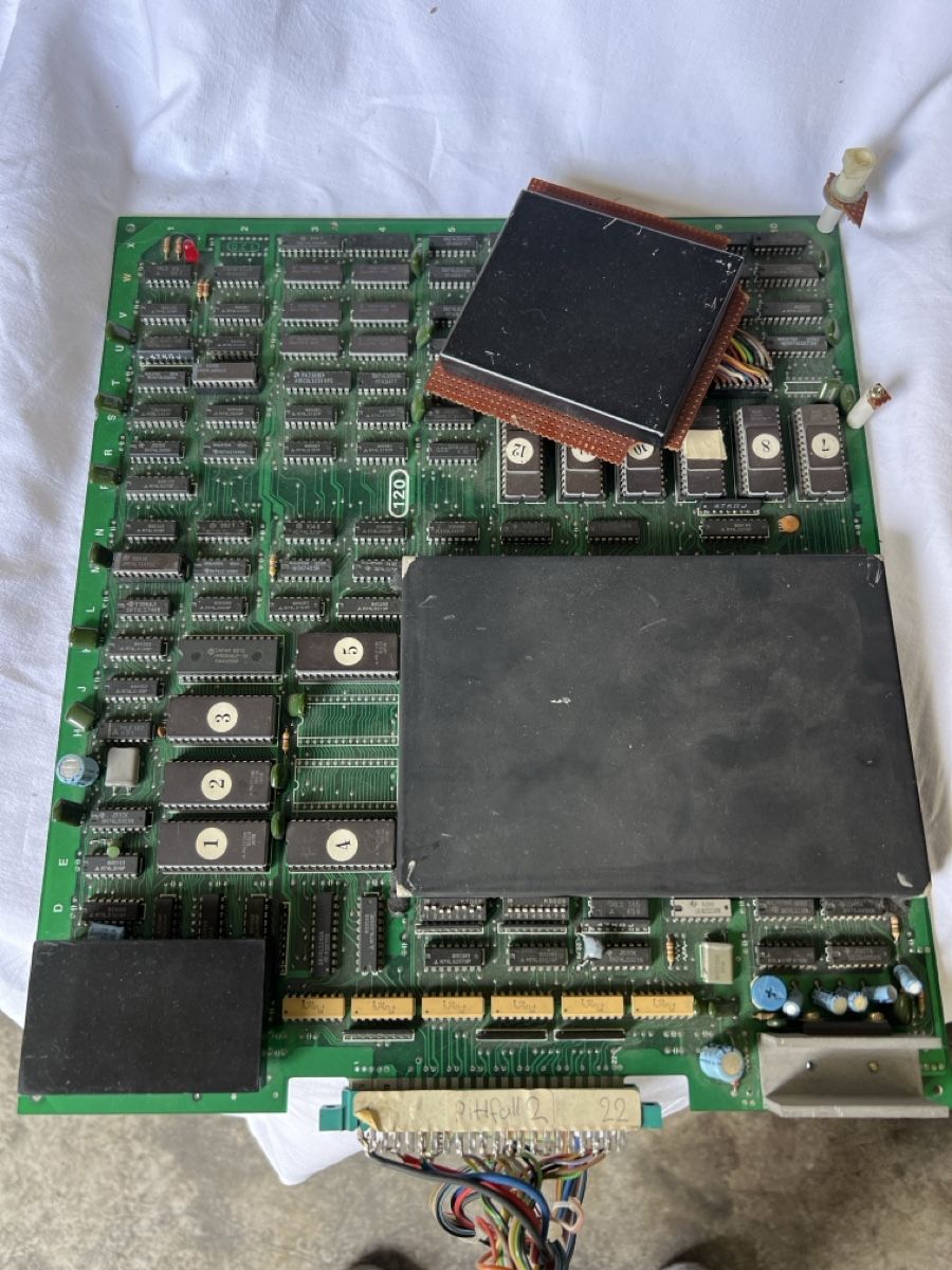 Slot Machine: Arcade Platine PCB ev. Pitfall 2 – Difettoso da Nänikon venduto da Flipperbar