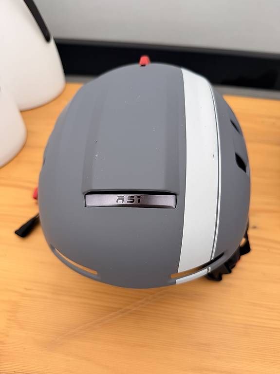 Helme: Skihelm mit Bluetooth  – Gebraucht aus Grenchen von Tinaaa23