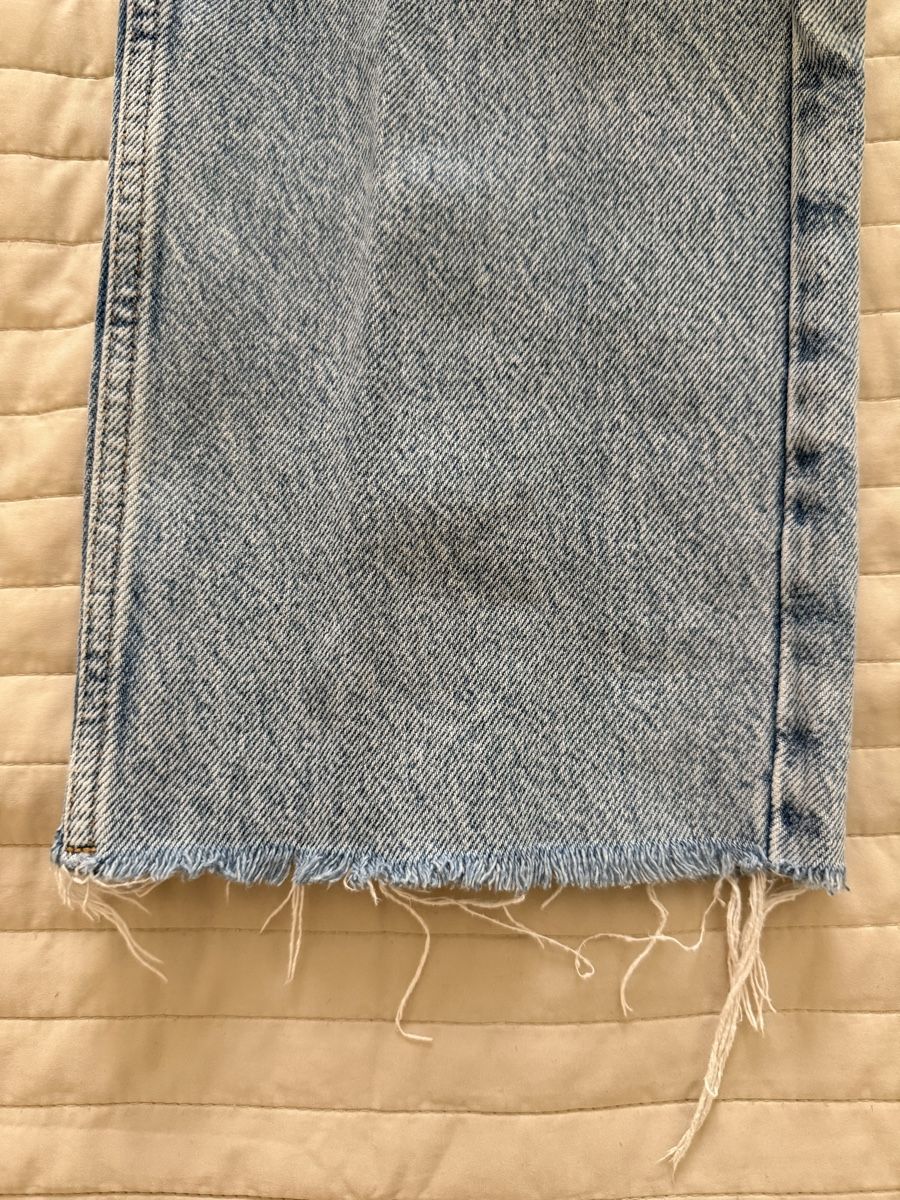 Zara Jeans: Jean taille haute – D'occasion à Le Grand-Saconnex par annaharutyun 2