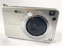 Sony DSC-W110 Digitalkamera 7.4MP 10x Zoom + Charger + Akku