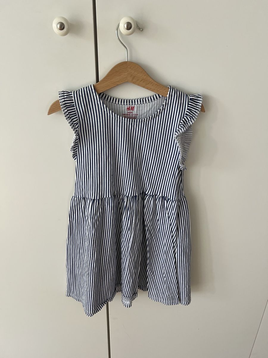 H&M Vestiti & Gonne: H&M Kleid Grösse 110/116 – Usato da Inwil venduto da Karenstone