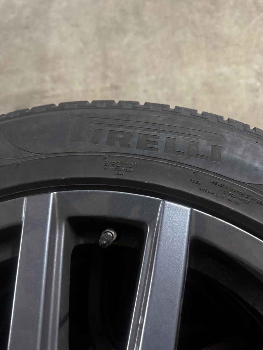 Pneus & Roues: Rangerover Sport Winterkompletträder – D'occasion à Oftringen par nutzer_123 1