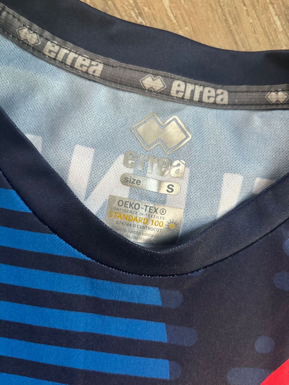 T-Shirts: S_Errea UEFA_wie NEU – Neu (gemäss Beschreibung) aus St-George von elena27 1