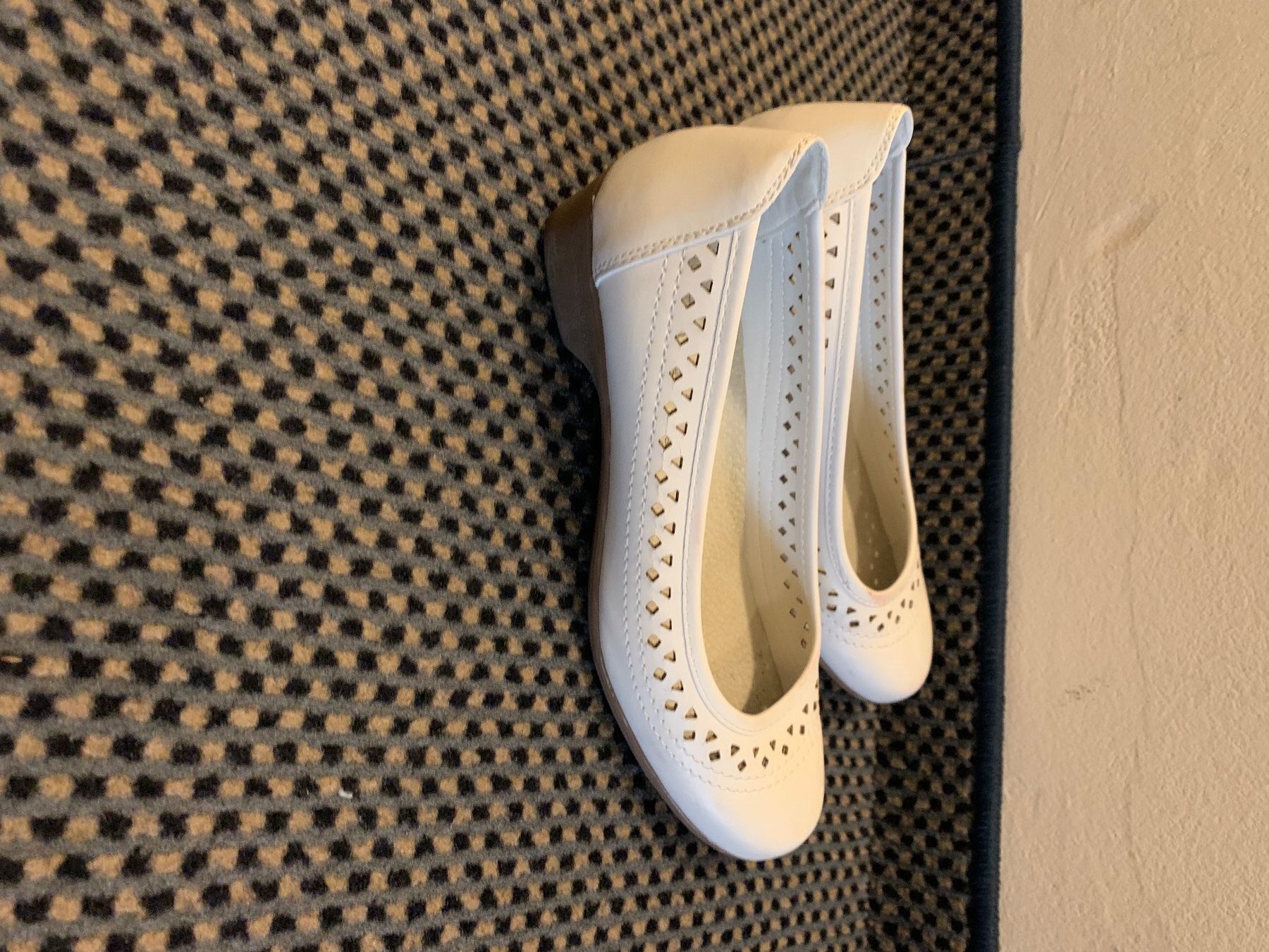 Scarpe da donna: Damen schuhe – Usato da Elgg venduto da Kaboy 1