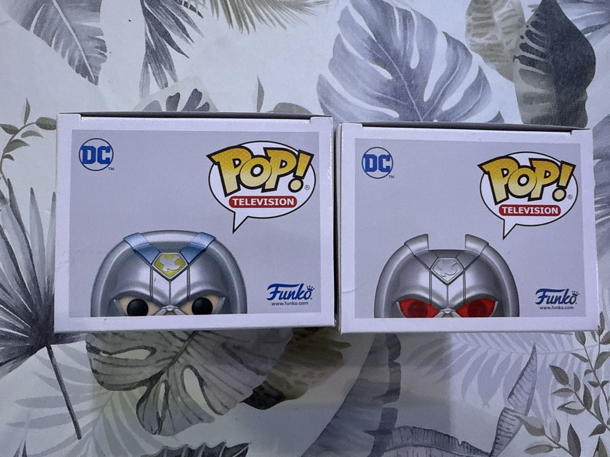 Funko Statuette: Peacemaker 1233 et Peacemaker 1232 – Nuovo e nell'imballaggio originale da Châtelaine venduto da jas_9wnr 3