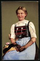 Rafzerfeld /Zürich, Mädchen in Tracht