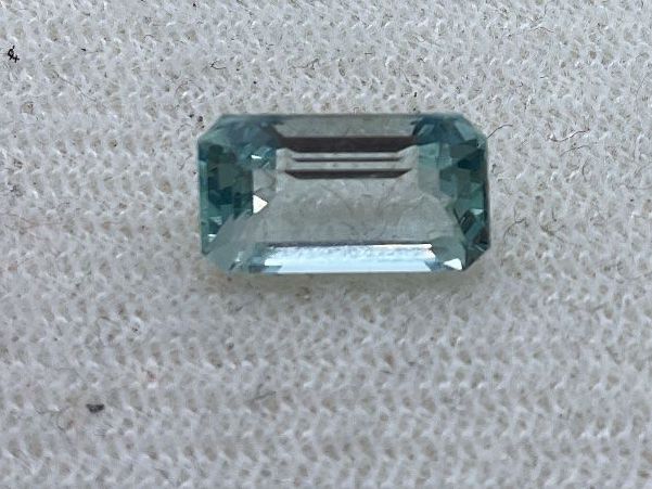 Pietre preziose: Natürlicher Beryll,  2.15 ct, GFCO zertifiziert – Usato da luzern venduto da Alpendorf1 1