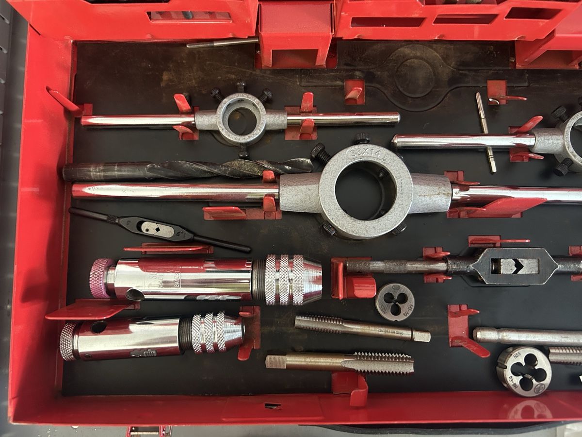 Tutti gli attrezzi: Gewindeschneidwerkzeug Set gebraucht – Usato da Wittwil venduto da akl_8x79 3