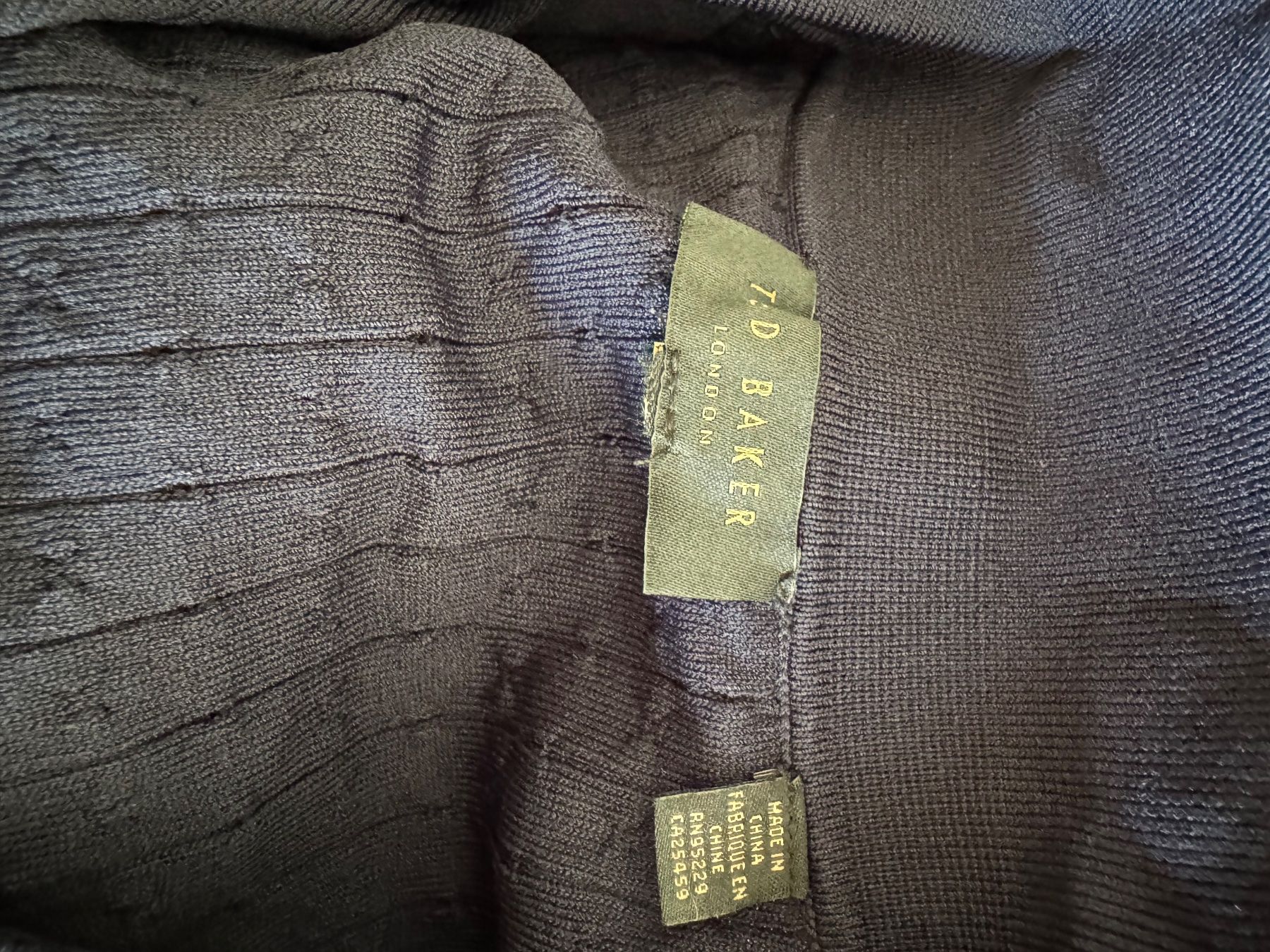 Vestiti: Strickkleid, marineblau, Kragen, Kurzarm – Nuovo e nell'imballaggio originale da Veyras venduto da ValClasse 7