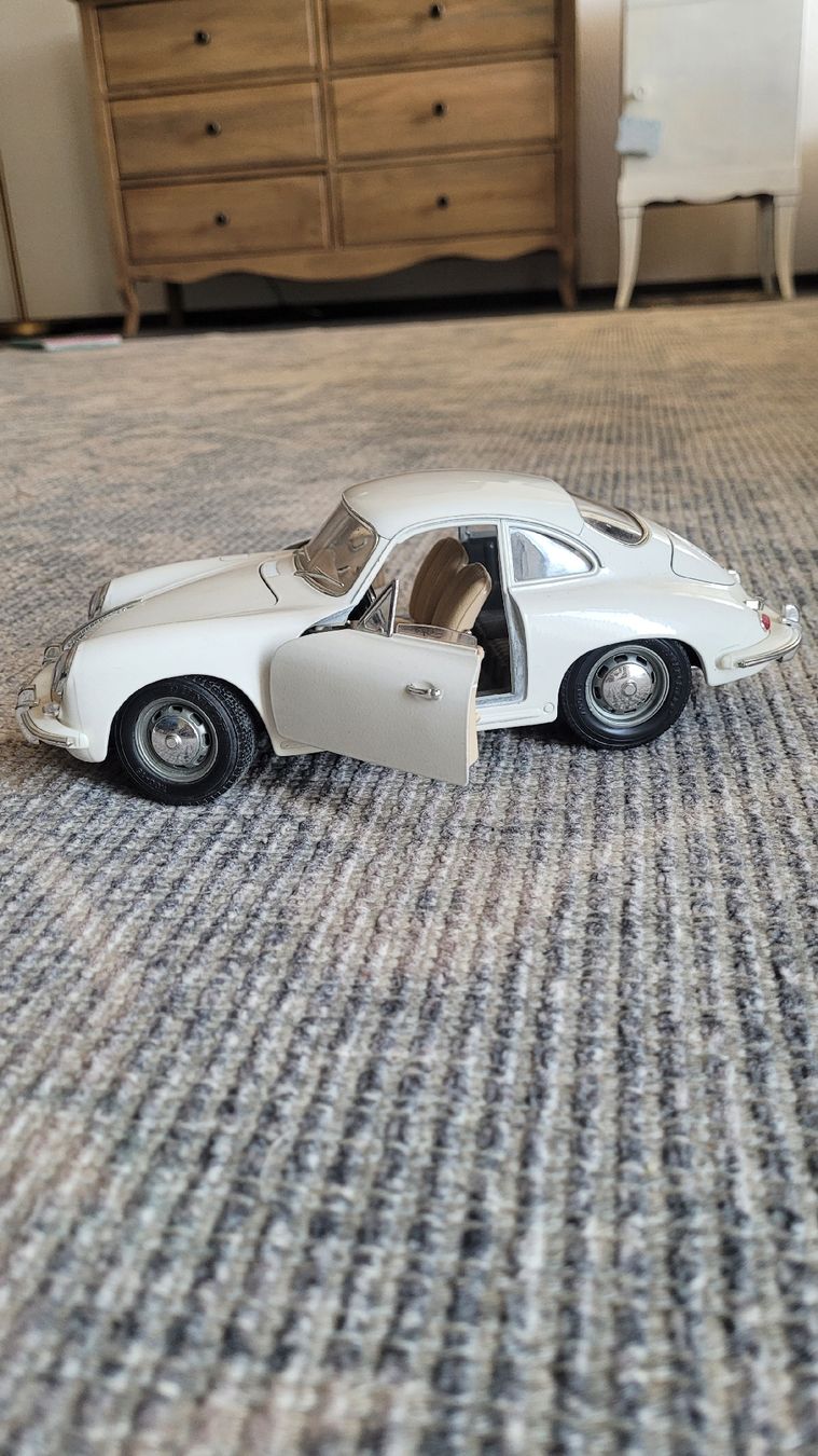 Porsche Modellini d'auto: modellauto Porsche 356B 1:18 – Usato da Götighofen venduto da cherryjuice 1