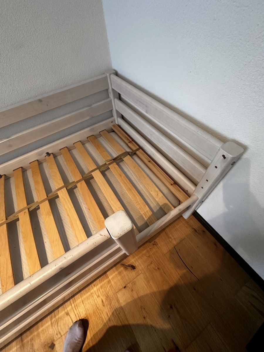 Letti: Flexa Kinderbett mit Rausfallschutz und Bettschublade – Usato da Bischofszell venduto da Frigo04 5
