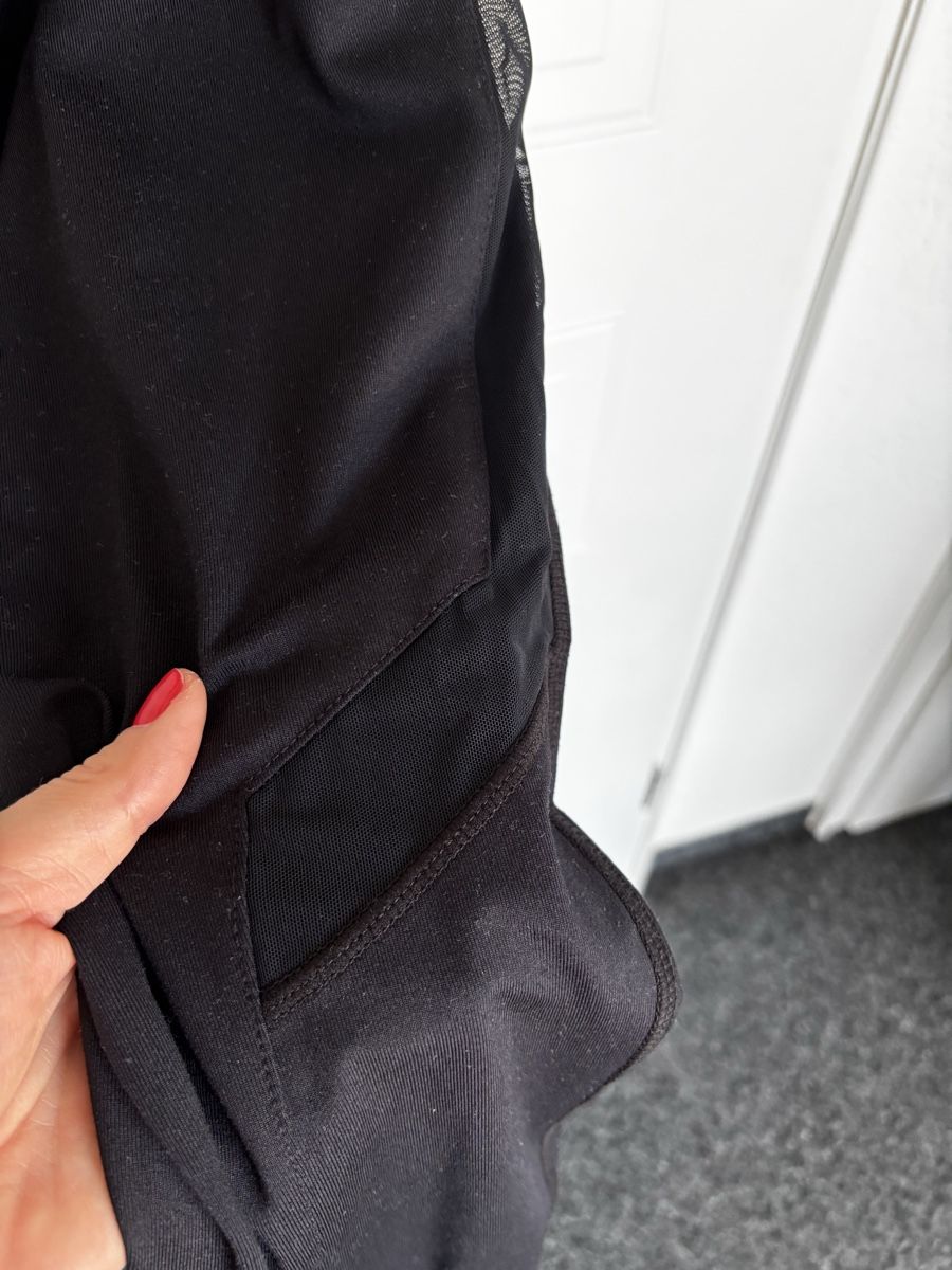 H&M Tute: Yoga/Pilates-Einteiler Grösse M – Usato da Hildisrieden venduto da nor_8gvz 2