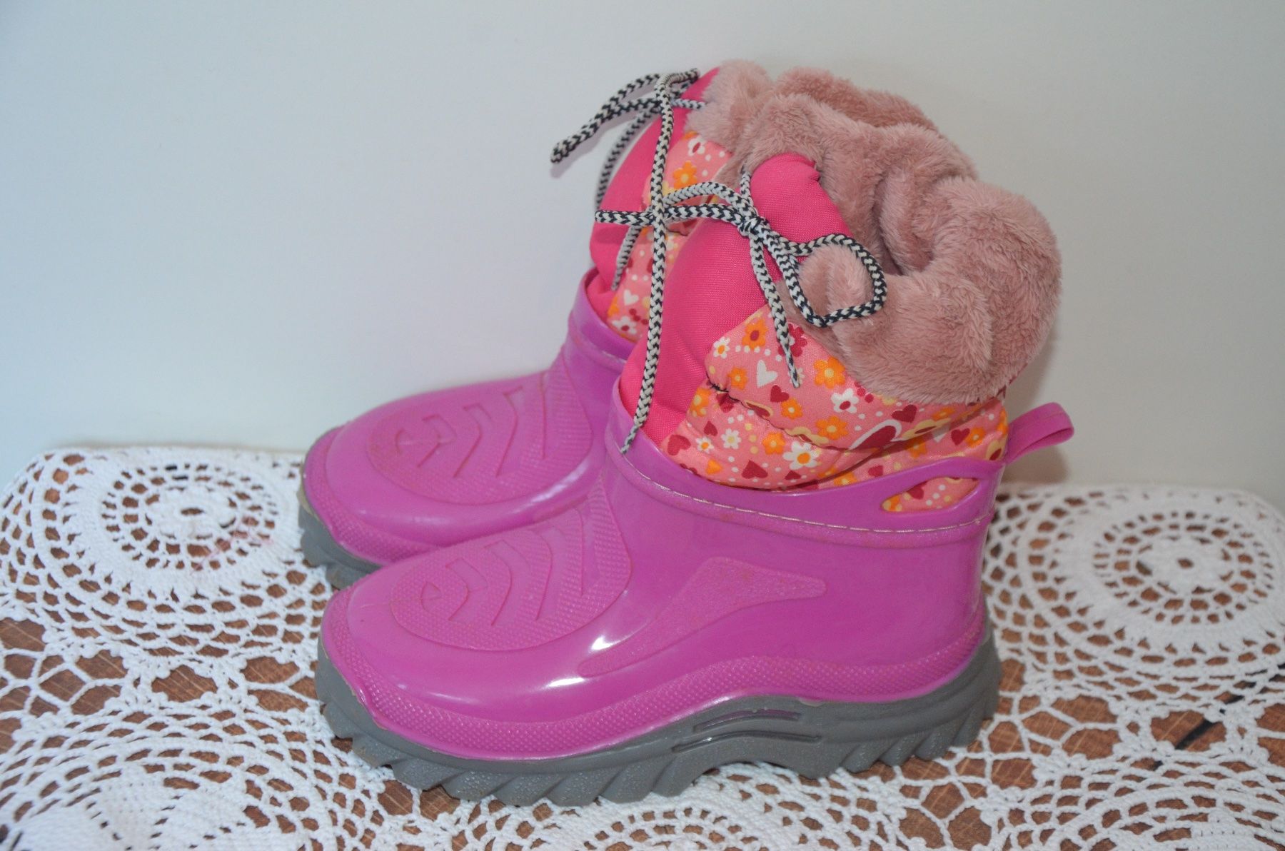 Schuhe für Mädchen: NO 28 – Gebraucht aus Chiasso von Dolly015